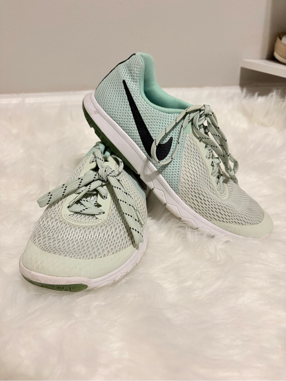 Nike Women's Light Mint Mesh Training Shoes with Black Swoosh